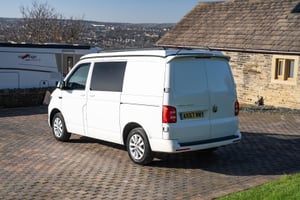 2017 Volkswagen Transporter T6 Highline Camper — photo 8 of 46