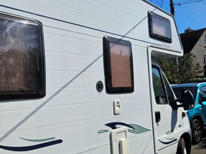 2005 Compass Avantgarde 400 — photo 4 of 47