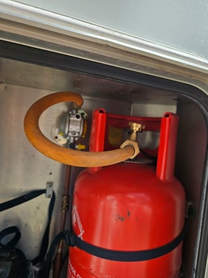 2005 Compass Avantgarde 400 — photo 46 of 47