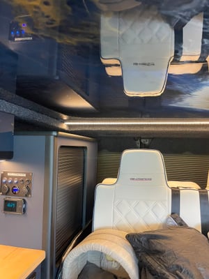 2017 Ford Transit Custom — photo 12 of 28