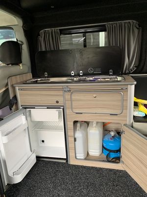 2011 Renault Trafic High Roof Camper — photo 18 of 22
