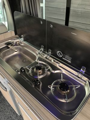 2011 Renault Trafic High Roof Camper — photo 20 of 22