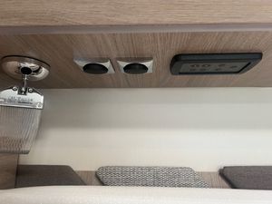2021 Rapido Distinction 190i — photo 12 of 22
