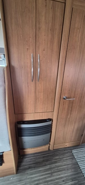 2019 Auto-Trail Imala 720 — photo 16 of 45
