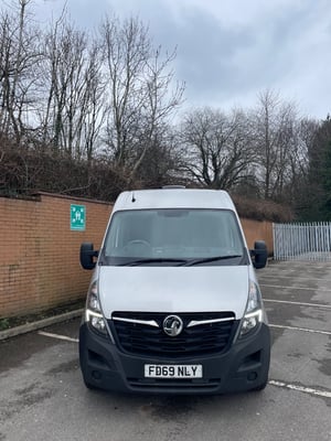 2019 Vauxhall Movano — photo 22 of 23