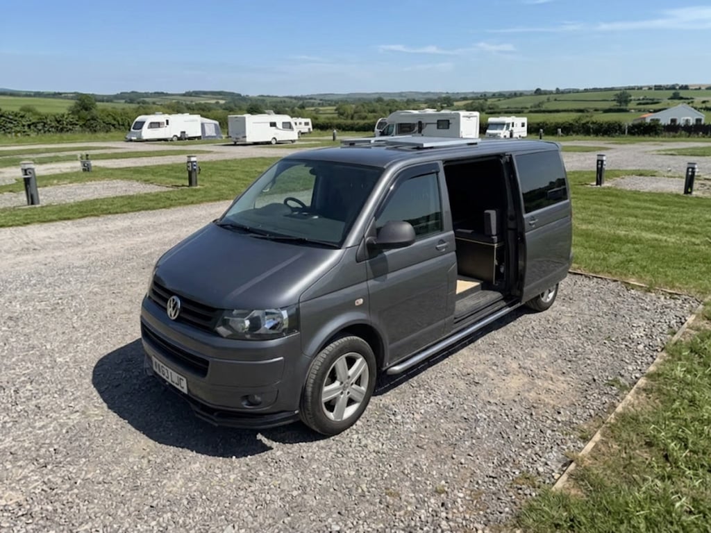 2013 Volkswagen T5.1 Campervan - Image 1