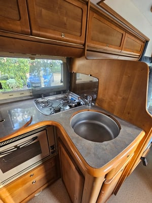 2004 Rapido 787F — photo 22 of 42