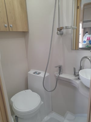 2020 Elddis Autoquest 194 — photo 36 of 49