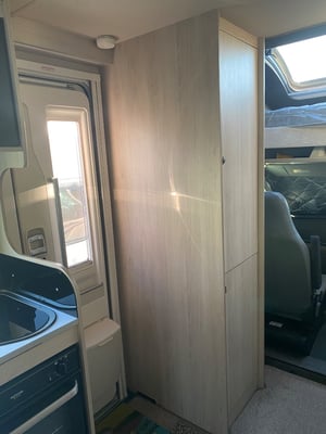 2024 Auto-Trail F-Line F68 — photo 9 of 50