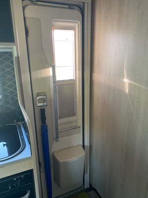 2024 Auto-Trail F-Line F68 — photo 15 of 50