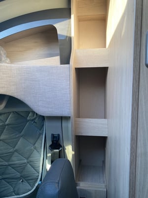 2024 Auto-Trail F-Line F68 — photo 17 of 50