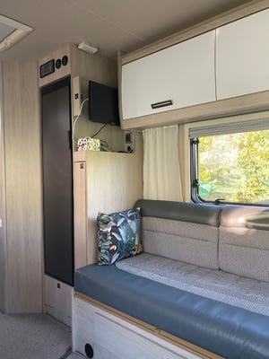 2024 Auto-Trail F-Line F68 — photo 26 of 50