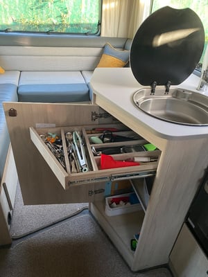 2024 Auto-Trail F-Line F68 — photo 43 of 50