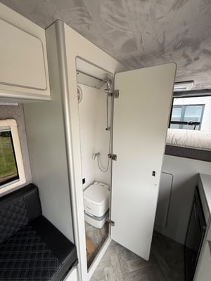 2020 Citroen Relay Camper Conversion — photo 8 of 40