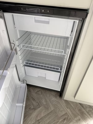 2020 Citroen Relay Camper Conversion — photo 33 of 40
