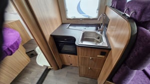2019 Adria Sun Living — photo 7 of 19