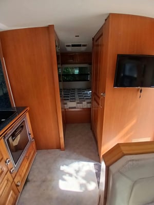 2005 Wirraway Mercedes-Benz Sprinter Motorhome - One-Off, High-Spec Build — photo 38 of 55