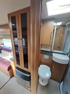 2013 Auto-Trail Navajo — photo 7 of 14