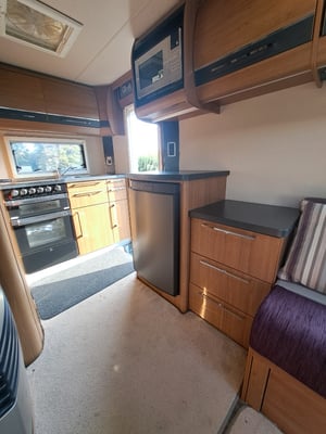 2013 Auto-Trail Navajo — photo 8 of 14