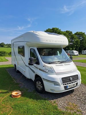 2013 Auto-Trail Navajo — photo 1 of 14