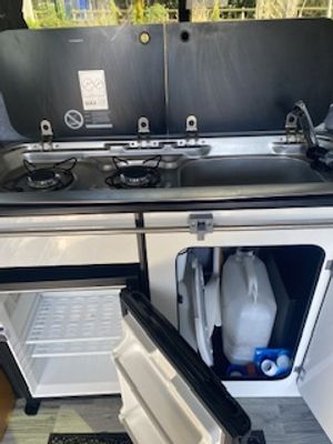 2008 Vauxhall Vivaro Sportive  — photo 11 of 22