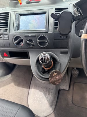 2004 Volkswagen Transporter T28 85 TDI — photo 5 of 13