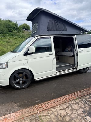 2004 Volkswagen Transporter T28 85 TDI — photo 8 of 13