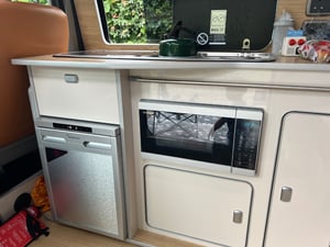 2014 Volkswagen T5.1 Campervan — photo 10 of 17