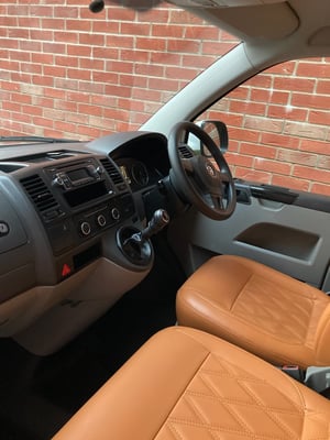 2014 Volkswagen T5.1 Campervan — photo 7 of 17