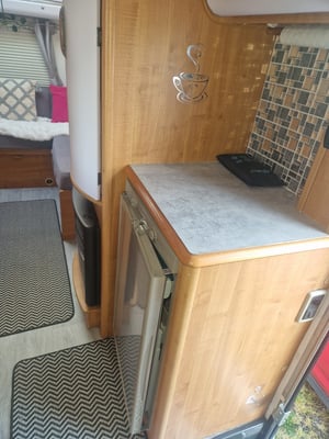 2007 Auto-Trail Apache 700 — photo 10 of 16