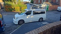 2006 Nissan Elgrand - Image 2