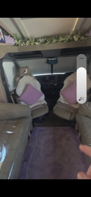 2025 Auto-Sleepers Burford — photo 5 of 11