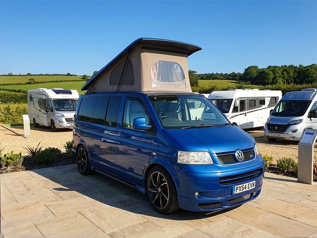 2004 Volkswagen Transporter T5 - Image 1