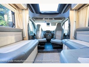 2021 Autotrail F74 — photo 6 of 54