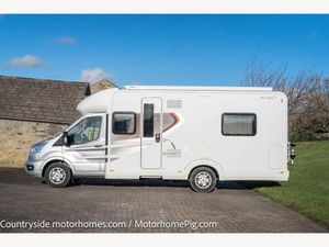 2021 Autotrail F74 — photo 18 of 54