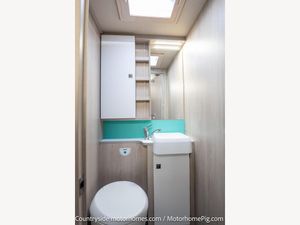 2021 Autotrail F74 — photo 21 of 54