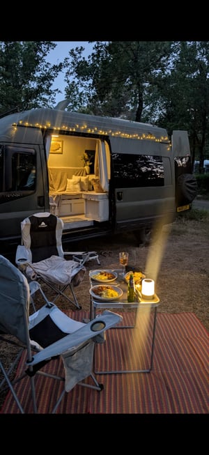 2010 Ford Transit — photo 4 of 10