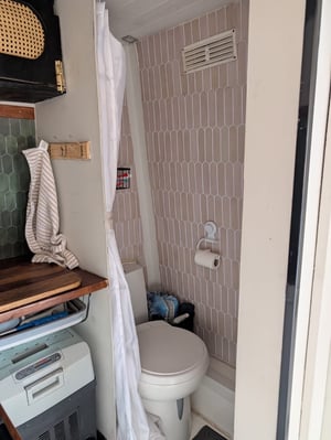 2010 Ford Transit — photo 10 of 10