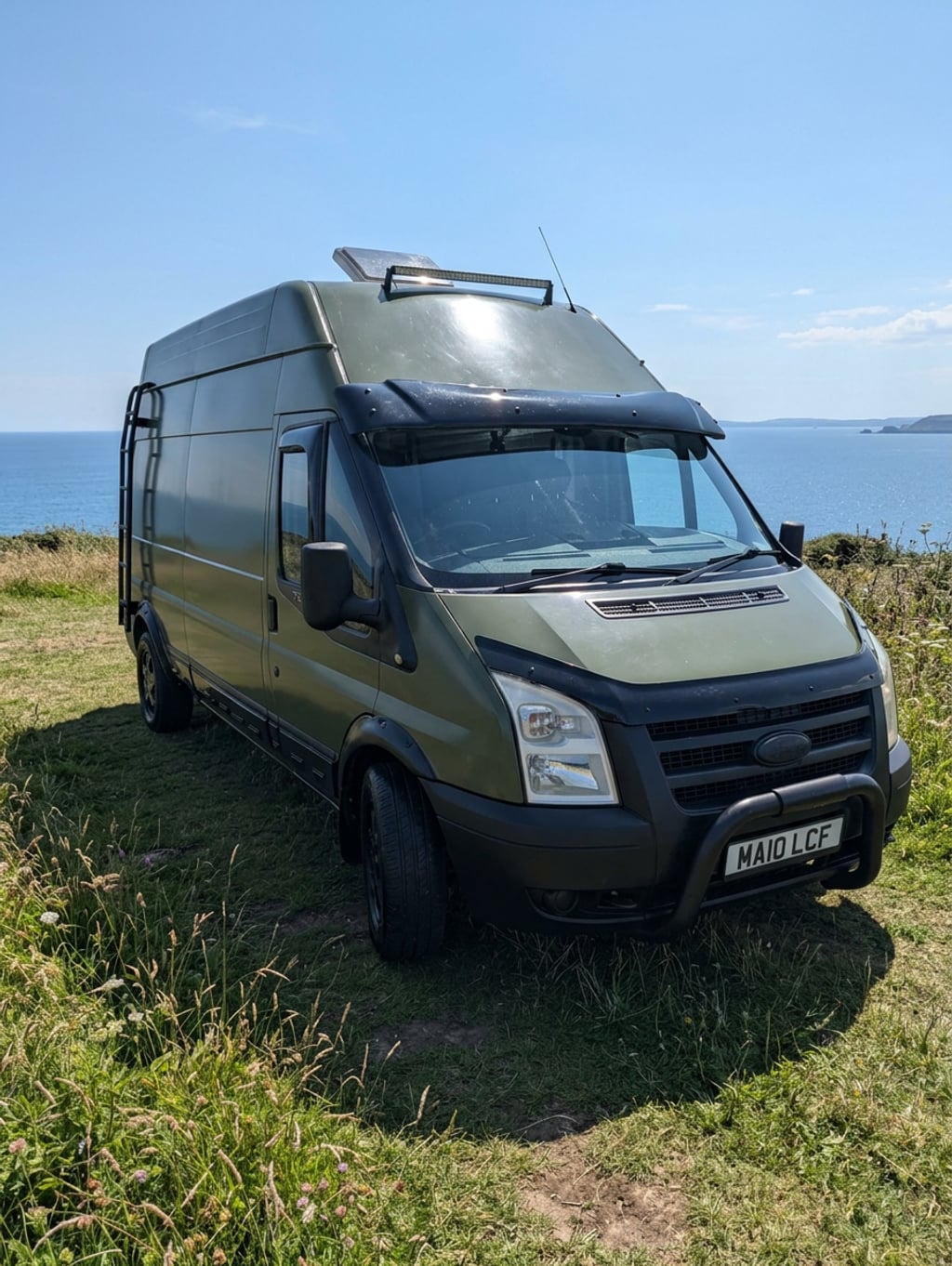 2010 Ford Transit - Image 1