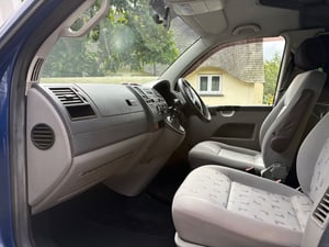 2007 Volkswagen Transporter T5  — photo 16 of 23