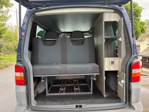 2007 Volkswagen Transporter T5  — photo 12 of 23
