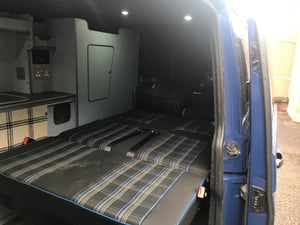 2014 Volkswagen Caddy Campervan — photo 7 of 18