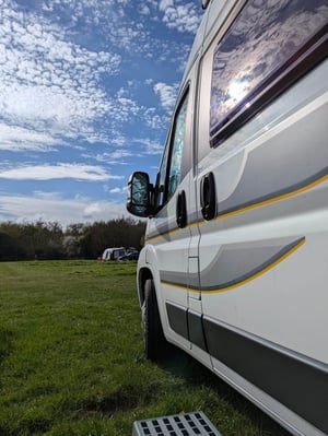 2012 Auto-Trail Tribute 669 — photo 5 of 6