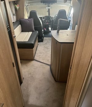 2020 Auto-Trail Delaware — photo 15 of 16