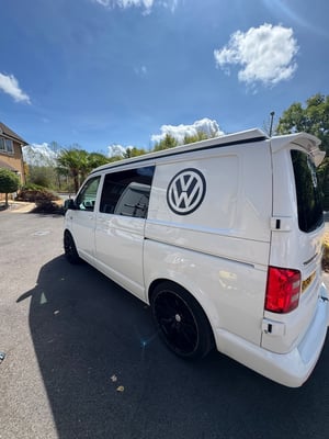 2018 Volkswagen T6 Campervan — photo 4 of 11