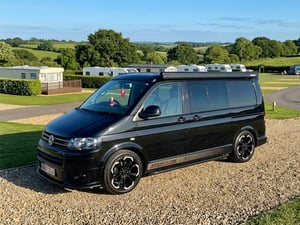 2015 Volkswagen Transporter  Sportline T5.1 TDI 180 LWB — photo 1 of 17