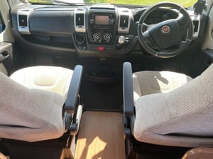 2018 Auto-Trail Comanche — photo 24 of 84