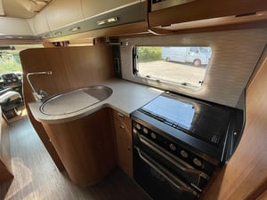 2018 Auto-Trail Comanche — photo 32 of 84