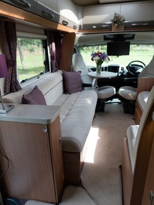 2018 Auto-Trail Comanche — photo 13 of 84
