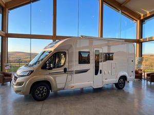 2018 Swift Champagne 695